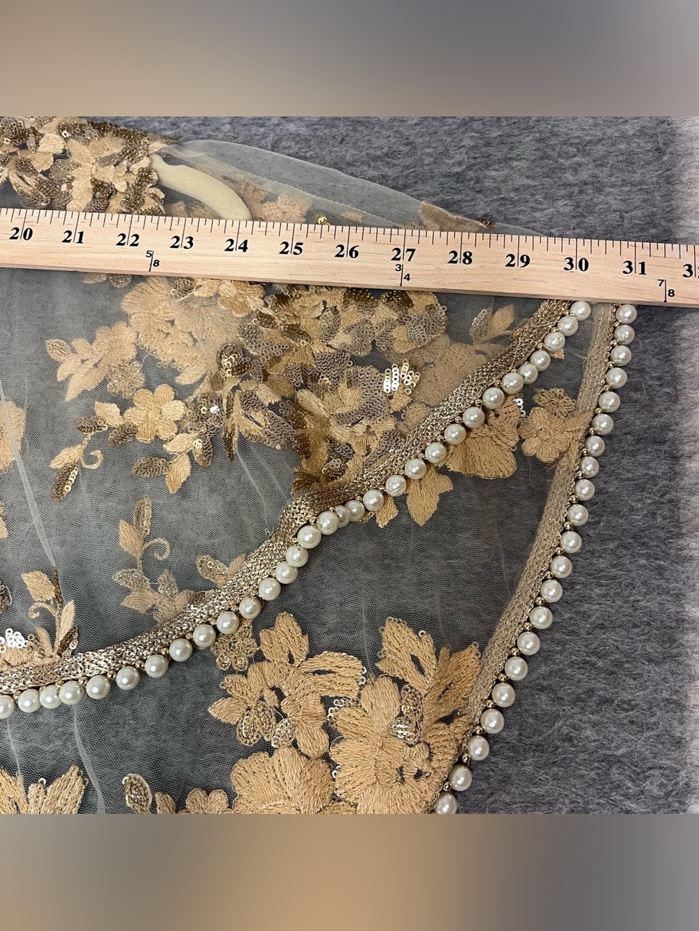 Vintage Shawl Gold Sequin Pearl Bead Embellished Women Cape Shrug Wrap Size 32 - Picture 8 of 12